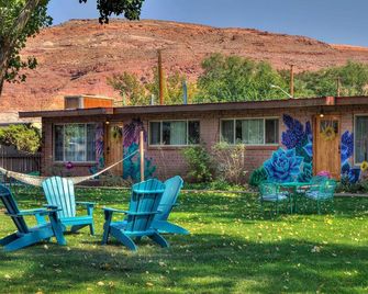 Desert Gardens #1 - Moab - Innenhof