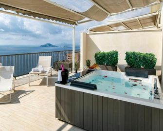 Grand Hotel Serapide - Pozzuoli - Balkon