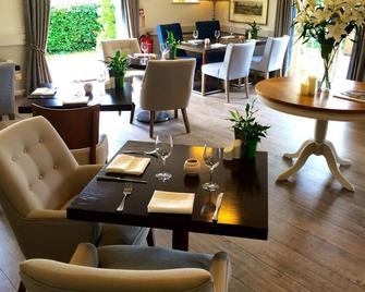 The Bell Inn Hotel - Lyndhurst - Restaurant