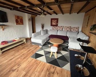 ferme des grands blaise - La Bresse - Living room