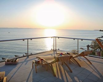 호텔 델핀 자다르 - 자다르 - 발코니