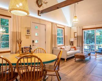 That Gray House Romantic getaway - Albrightsville - Comedor
