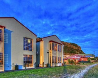 Stanley Village Waterfront Accommodation - Stanley - Gebouw