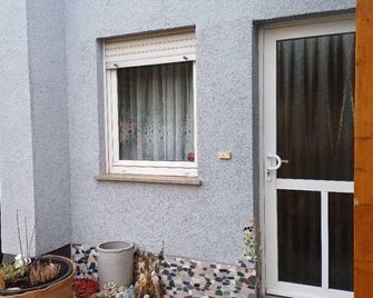 Ferienwohnung-Sonnenschein-Tauberbischof - Tauberbischofsheim - Außenansicht
