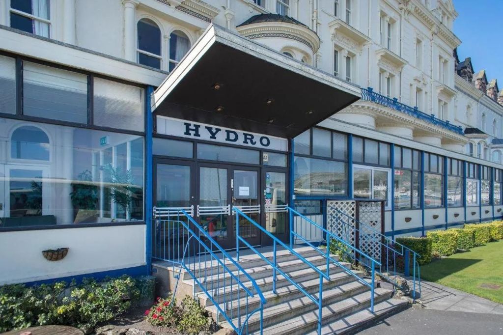 Hydro Hotel - לאנדודנו - בניין