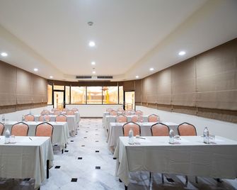 Imm Hotel Thaphae Chiang Mai - צ'אנג מאי - חדר ישיבות