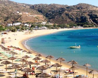 Drakos Twins - Mylopotas - Platja