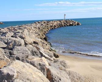 Les Genêts by Interhome - Fleury - Beach