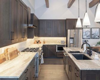 The Pinnacle - Winter Park - Cuisine