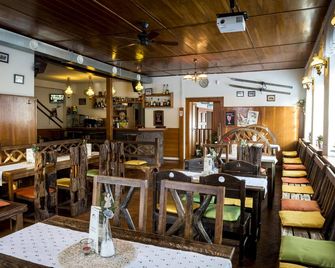 Horský Hotel Dobrá Chata - Stachy - Restaurante