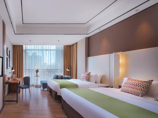 Campanile Hotel Shenzhen Gongming Honghuashan Metro Station thumbnail 3