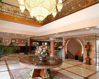 Hotel Begoña Park - חיחון - לובי