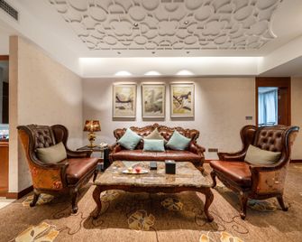 Chongqing North Railway Station Century Tonghui Hotel - Chongqing - Sala de estar