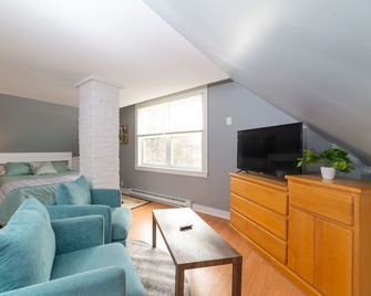 4 Corners At Amesbury Downtown Pet Friendly - Amesbury - Habitación