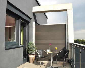 Motel am Fürfelder Schloss - Bad Rappenau - Balkon