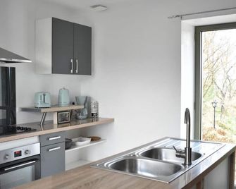 Les Marronniers - Montbard - Kitchen