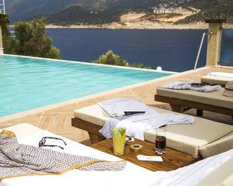 Suna Sun Hotel - Kaş - Piscina