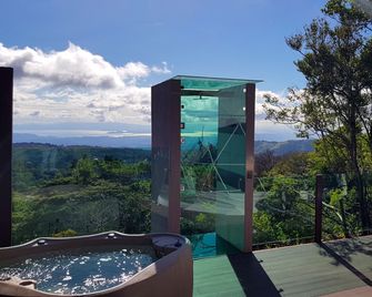 Chira Glamping Resort Monteverde - Monteverde - Balcon