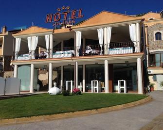 Hotel Solanas - Solànas - Edifici