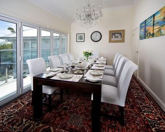 كاتومبا مانور - كاتومبا - غرفة طعام