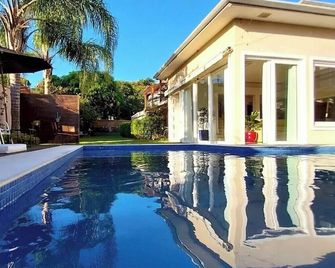 Parador Búzios Boutique Hotel - בוזיוס - בריכה