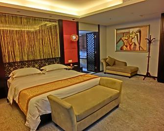 Shanghai Fortune Hongqiao Airport Hotel - Shanghai - Bedroom