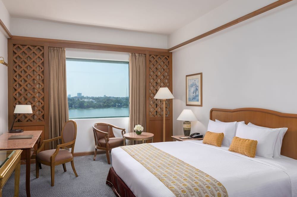 Sedona Hotel Yangon - יאנגון