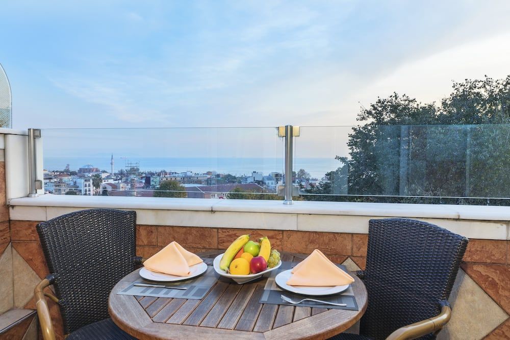 فندق غراند يافوز