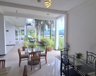 Akoya Pearl Hotel - Ratnapura