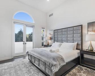 Anzio - Contemporary Bel Air Estate with Endless Amenities - Los Angeles - Habitació