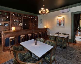 The Lenox Collection - Lenox - Bar