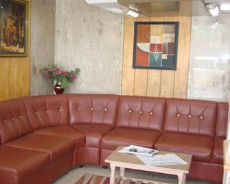 Prince Lodge - Pudukkottai - Lounge