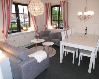 Give City Apartments - Give - Sala de estar