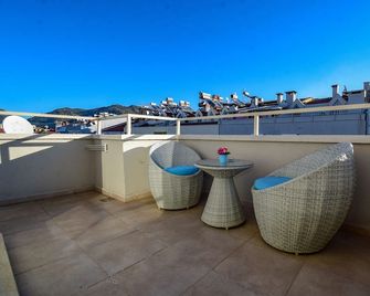 City Hotel Marmaris - Marmaris - Balkong