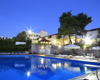 Hotel Club Bellavista - Vieste - Piscina