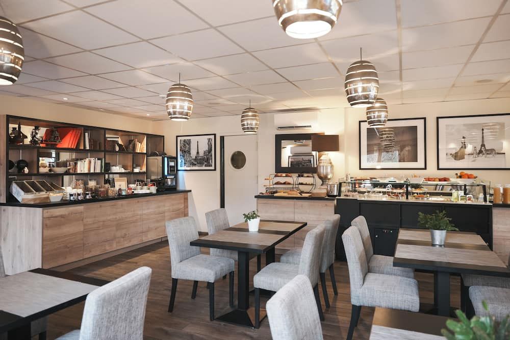 بريت هوتل كونفورت أورلي مورانجيس