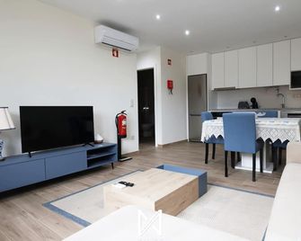 Mystay - Oliveira Douro House - Peso da Régua - Wohnzimmer