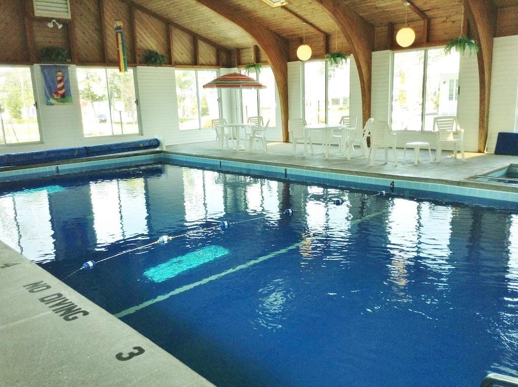 لايتهاوس فيو موتل - ماكيناو ستي - حوض السباحة