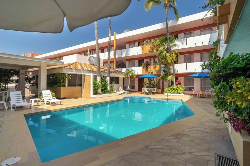 Azteca Inn - Mazatlán - Pool