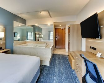 Parkshore Resort - Traverse City - Schlafzimmer