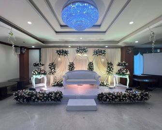 Hotel Royale De Casa - Guwahati - Lobby