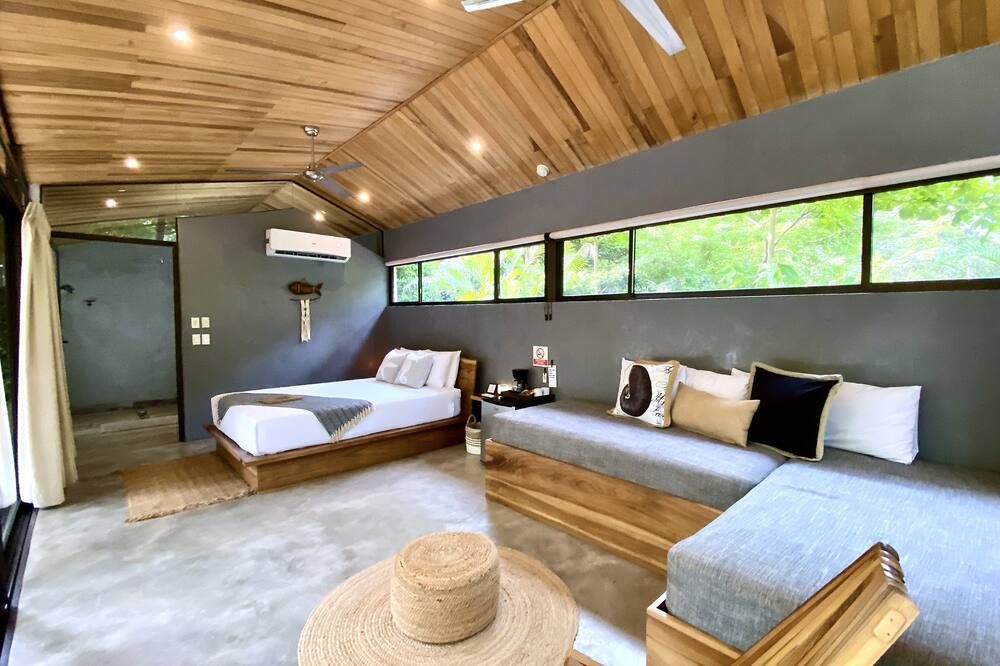 Villa Nalu at Villas Kalei Private Boutique Hotel in Playa Grande Guanacaste, CR - Playa Grande - Спальня