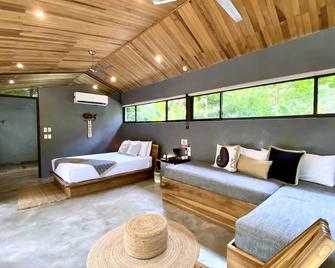 Villa Nalu at Villas Kalei Private Boutique Hotel in Playa Grande Guanacaste, CR - Playa Grande - Ložnice