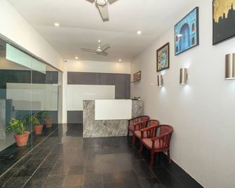 Sjk Green Berry Resort By Z Vacations - Yercaud - Recepción