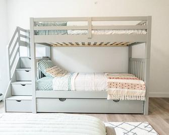 Charming 3-bedroom condo in peaceful Jaffrey with AC - Jaffrey - Habitación