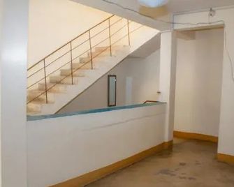 Flamingo Guest House - Zanzíbar - Escaleras