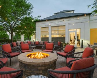 Hilton Garden Inn Indianapolis/Carmel - Carmel - Patio