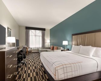 La Quinta Inn & Suites by Wyndham Fairfield - Napa Valley - Fairfield - Bedroom