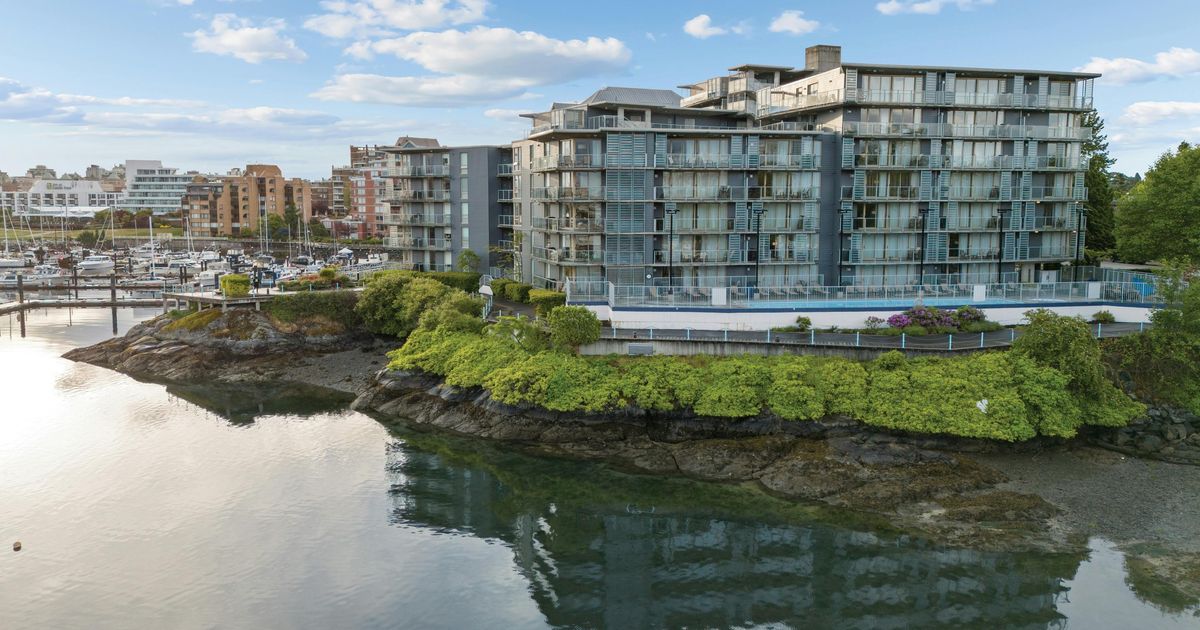 Worldmark Victoria from ₱11,977. Victoria Hotel Deals & Reviews - KAYAK