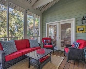 Grand Pavilion 94 by Wild Dunes, Home in Resort Core with Amenity Access - Isle of Palms - Patio